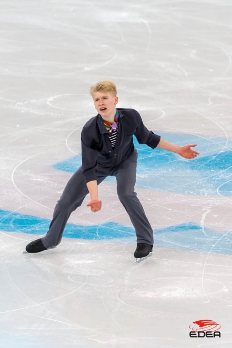 Ice Gallery Skates U.S.